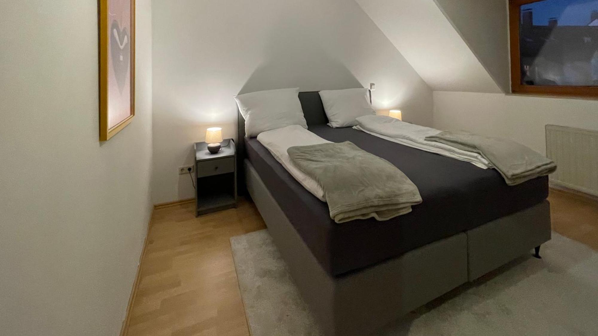 Lofty Luna, Dein Feinzeit Apartment Bamberg Bagian luar foto